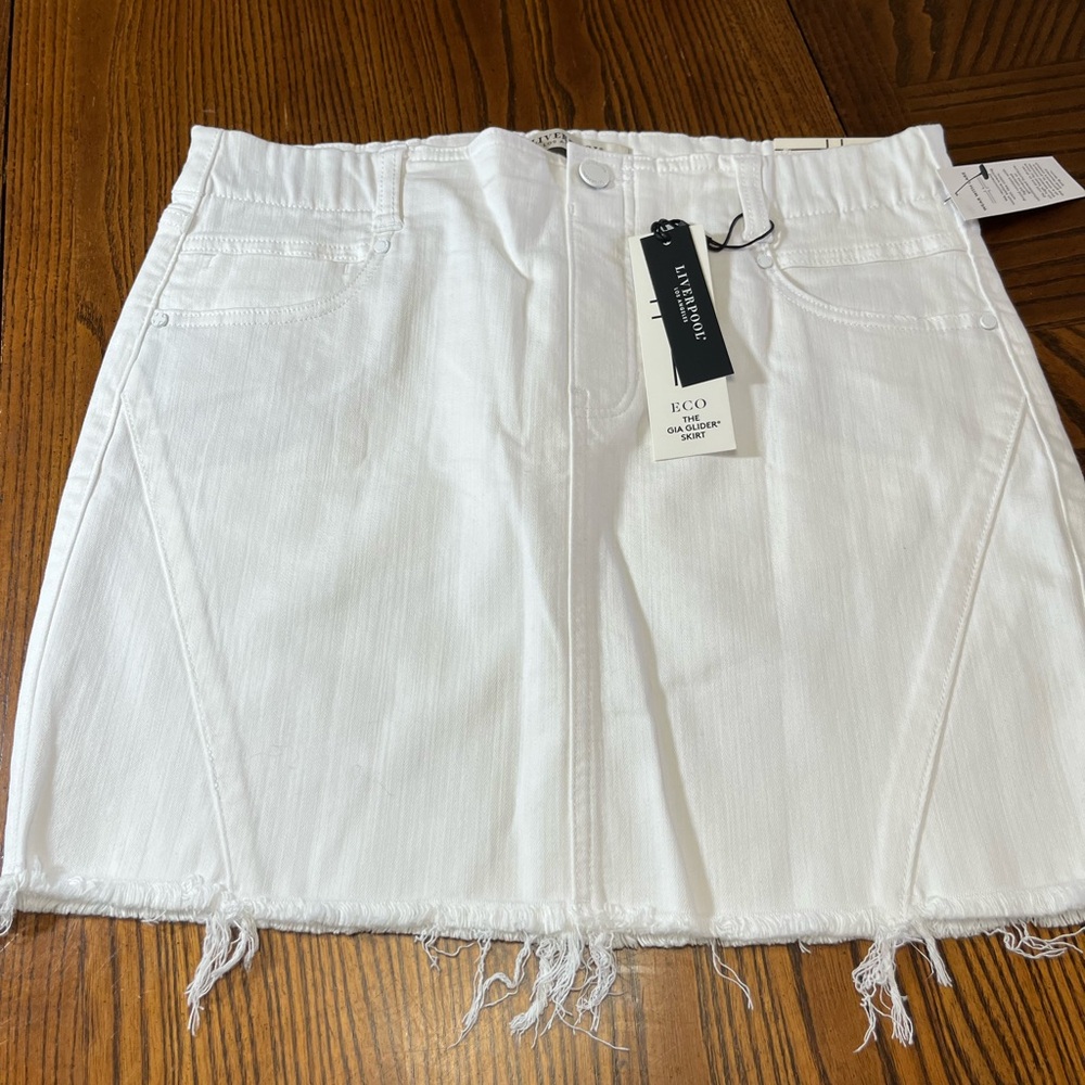 LIVERPOOL THE GIA GLIDER SKIRT. NWT. SIZE 8/29 PETITE